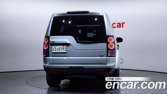Land Rover Discovery 3.0 SDV6 SE