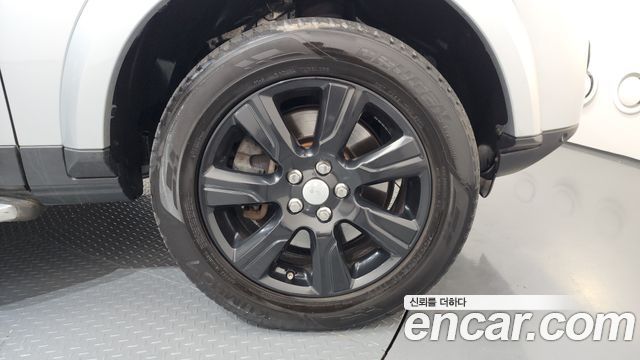 Land Rover Discovery 3.0 SDV6 SE