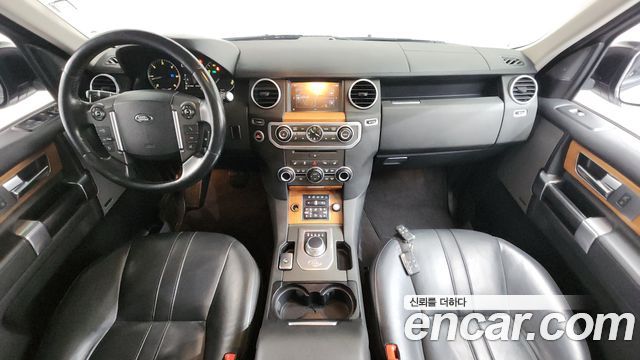 Land Rover Discovery 3.0 SDV6 SE