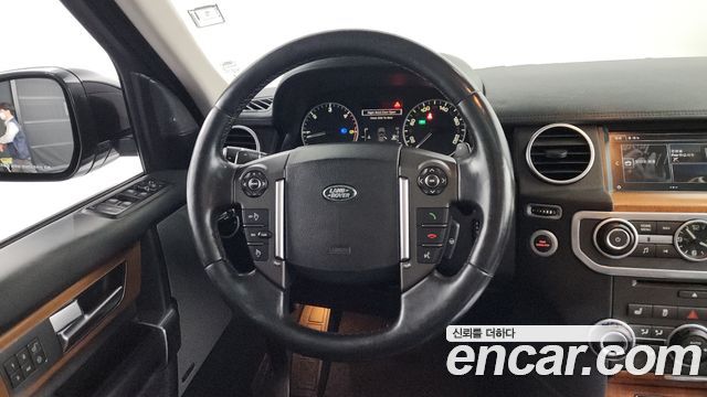 Land Rover Discovery 3.0 SDV6 SE