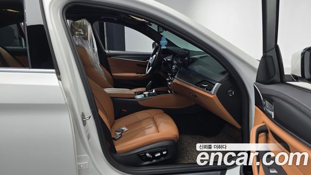 BMW 5-Series 520i M Sport