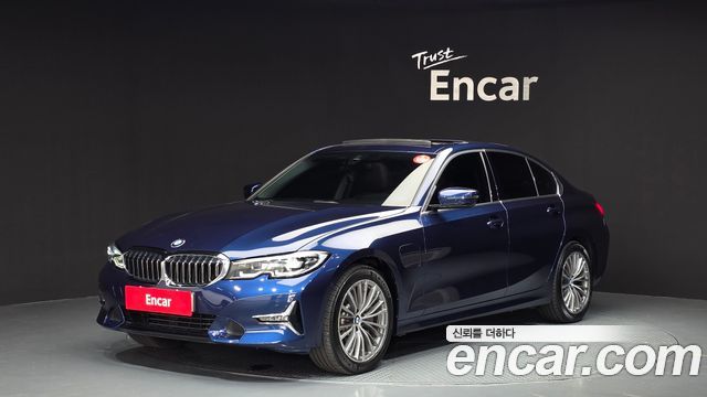 BMW 3-Series 330e Luxury