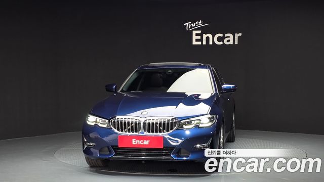 BMW 3-Series 330e Luxury