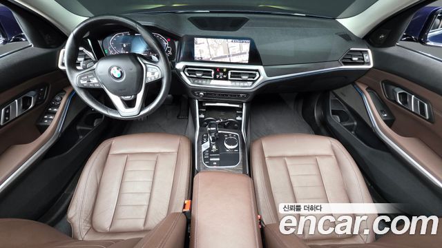 BMW 3-Series 330e Luxury