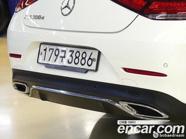 Mercedes-Benz CLS-Class CLS300d AMG Line