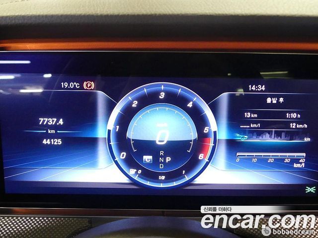 Mercedes-Benz CLS-Class CLS300d AMG Line