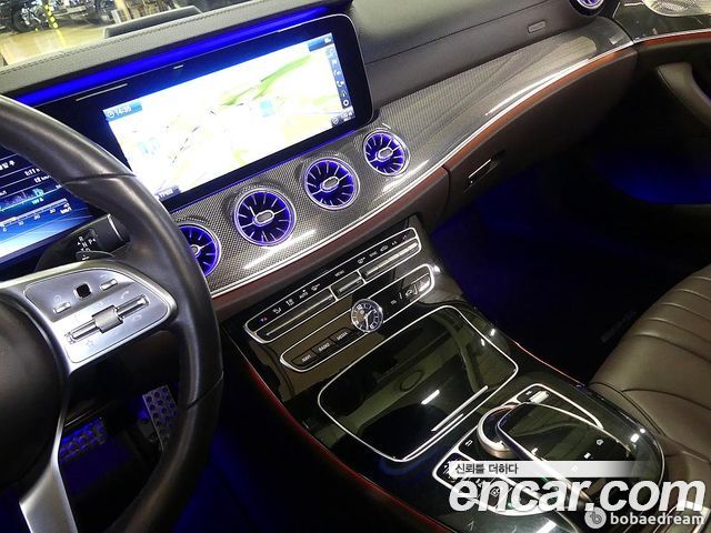 Mercedes-Benz CLS-Class CLS300d AMG Line