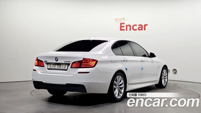 BMW 5-Series 528i xDrive M Aero Dynamic