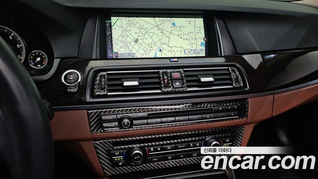 BMW 5-Series 528i xDrive M Aero Dynamic