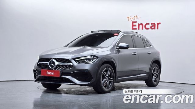 Mercedes-Benz GLA-Class GLA250 4MATIC