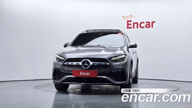 Mercedes-Benz GLA-Class GLA250 4MATIC