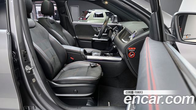 Mercedes-Benz GLA-Class GLA250 4MATIC