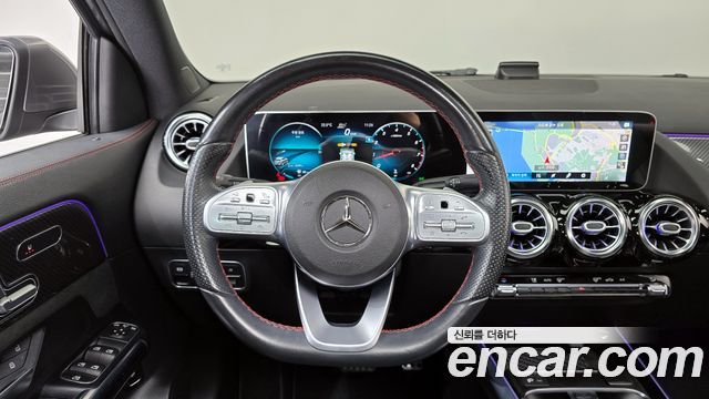 Mercedes-Benz GLA-Class GLA250 4MATIC