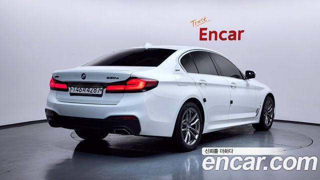 BMW 5-Series 530e M Sport