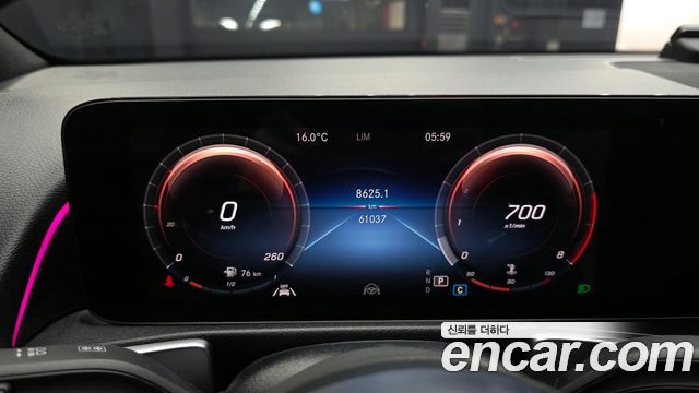 Mercedes-Benz GLB-Class X247 GLB250 4MATIC