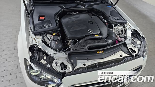 Mercedes-Benz E-Class E350 4MATIC Exclusive