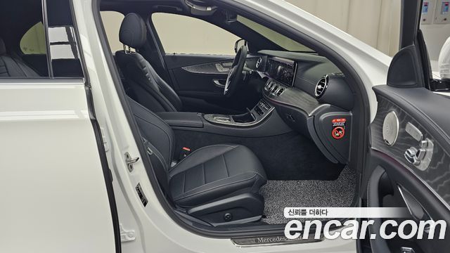 Mercedes-Benz E-Class E350 4MATIC Exclusive