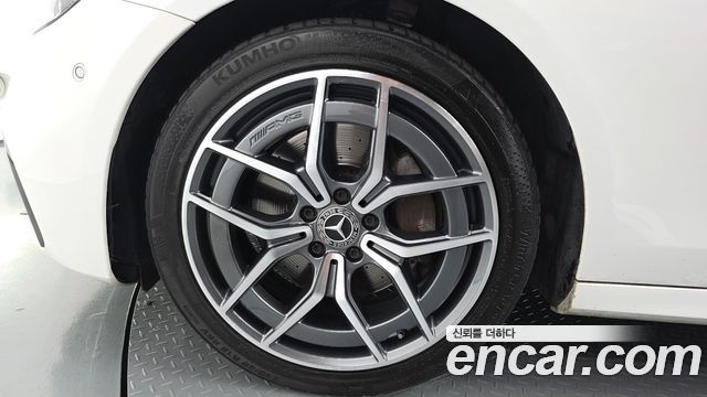 Mercedes-Benz E-Class E220d 4MATIC AMG Line