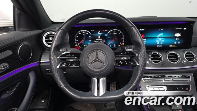 Mercedes-Benz E-Class E220d 4MATIC AMG Line