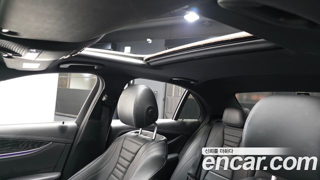 Mercedes-Benz E-Class E220d 4MATIC AMG Line