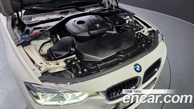 BMW 3-Series 330i M Sport