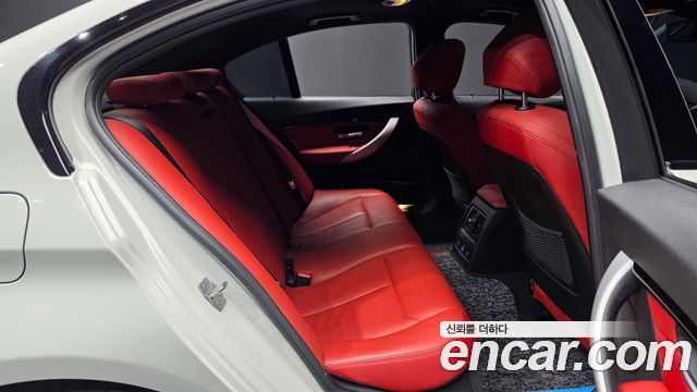 BMW 3-Series 330i M Sport