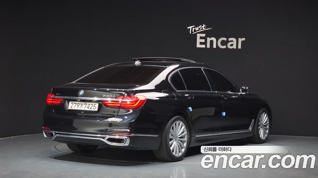 BMW 7-Series 740Li xDrive