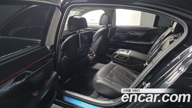 BMW 7-Series 740Li xDrive