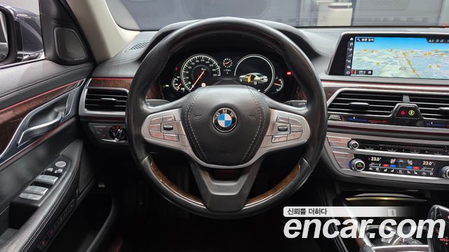 BMW 7-Series 740Li xDrive