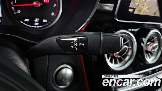 Mercedes-Benz GLC-Class GLC300 4MATIC AMG Line Coupe