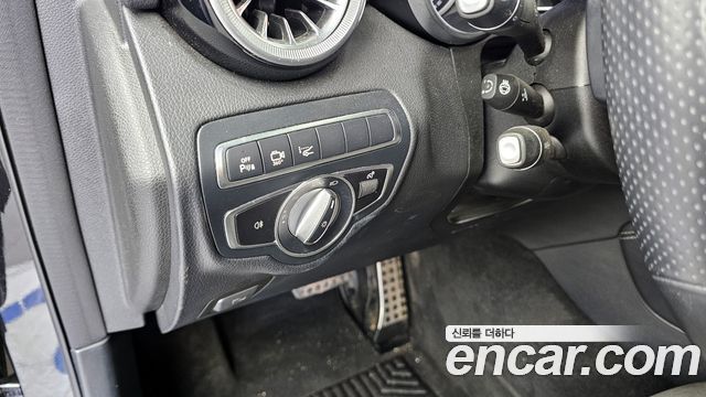 Mercedes-Benz GLC-Class GLC300 4MATIC AMG Line Coupe