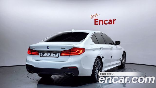 BMW 5-Series 530i xDrive M Sport Package Plus