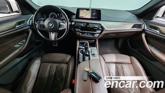 BMW 5-Series 530i xDrive M Sport Package Plus