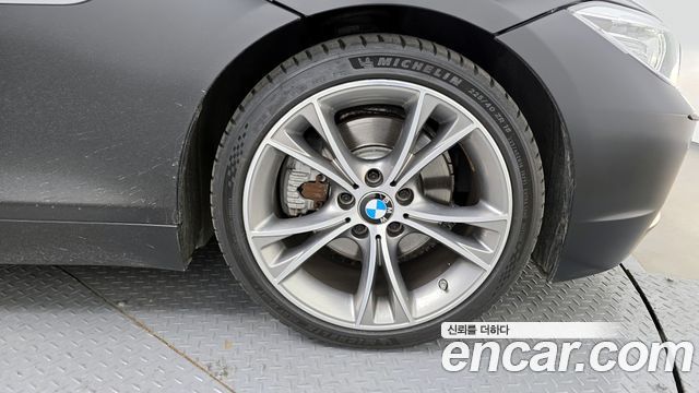BMW Z4 sDrive 28i