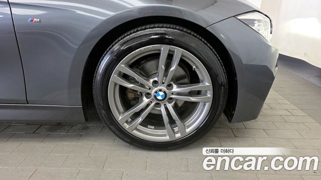 BMW 3-Series 320i M Sport