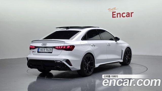 Audi RS3 2.5 TFSI Quattro