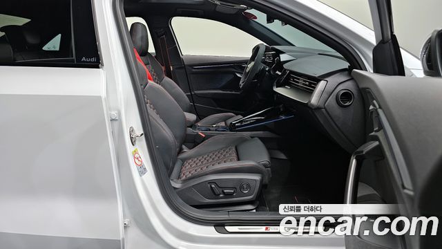 Audi RS3 2.5 TFSI Quattro