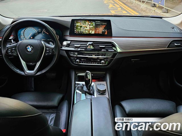 BMW 5-Series 520d Luxury Plus