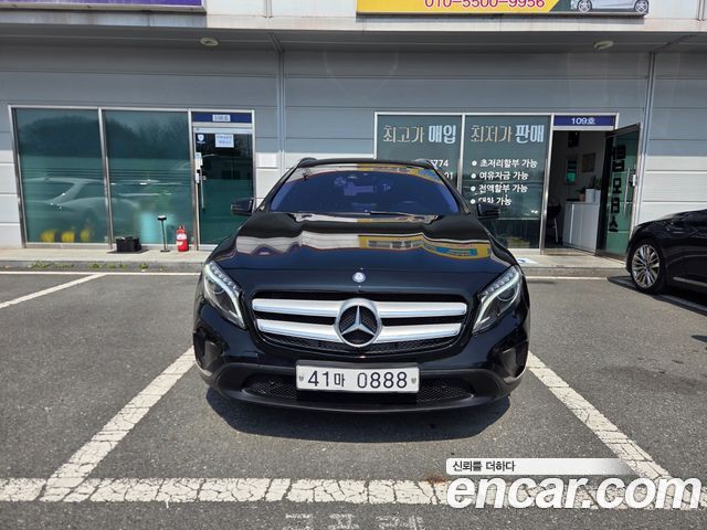 Mercedes-Benz GLA-Class GLA200 d 4MATIC