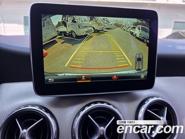 Mercedes-Benz GLA-Class GLA200 d 4MATIC