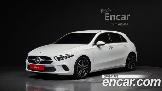 Mercedes-Benz A-Class A220 Hatchback