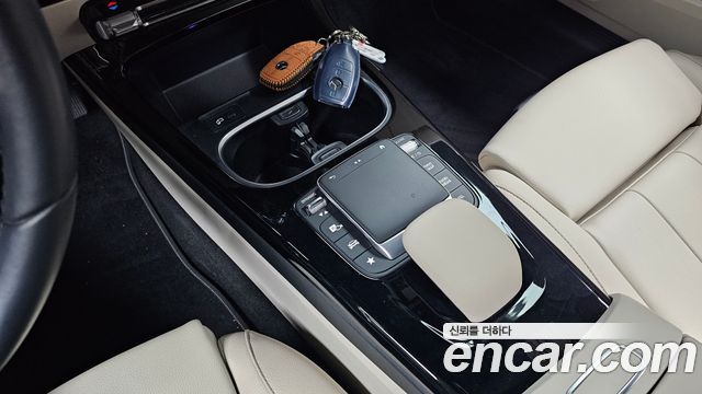 Mercedes-Benz A-Class A220 Hatchback