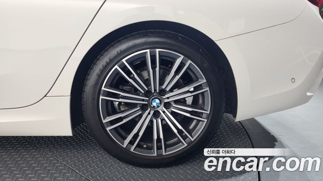 BMW 3-Series 320i M Sport