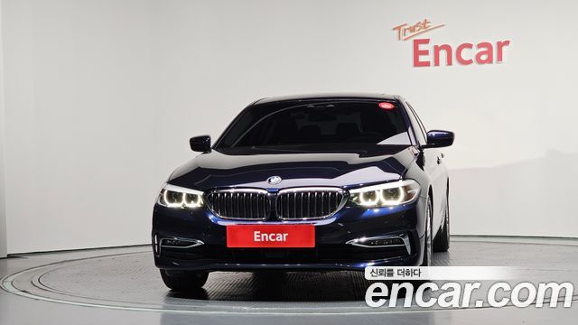 BMW 5-Series 520i Luxury