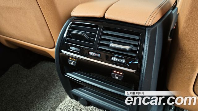 BMW 5-Series 520i Luxury