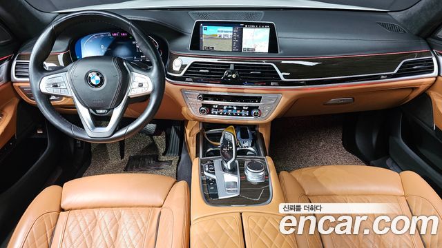BMW 7-Series 740Li xDrive Design Pure Excellence