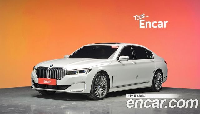 BMW 7-Series 740Li xDrive Design Pure Excellence