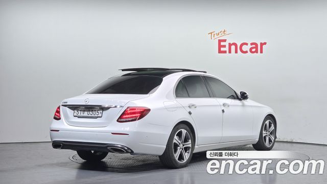 Mercedes-Benz E-Class E300 Avantgarde