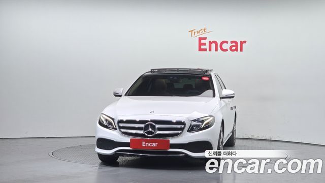Mercedes-Benz E-Class E300 Avantgarde