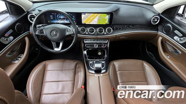 Mercedes-Benz E-Class E300 Avantgarde